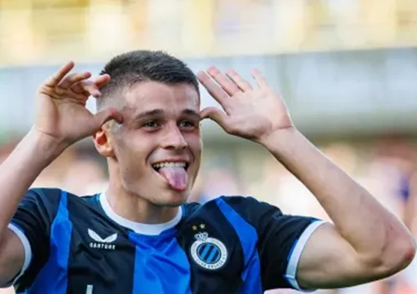 Man Utd đại chiến Chelsea để giành chữ ký tiền đạo Nicolo Tresoldi mức giá 43 triệu bảng