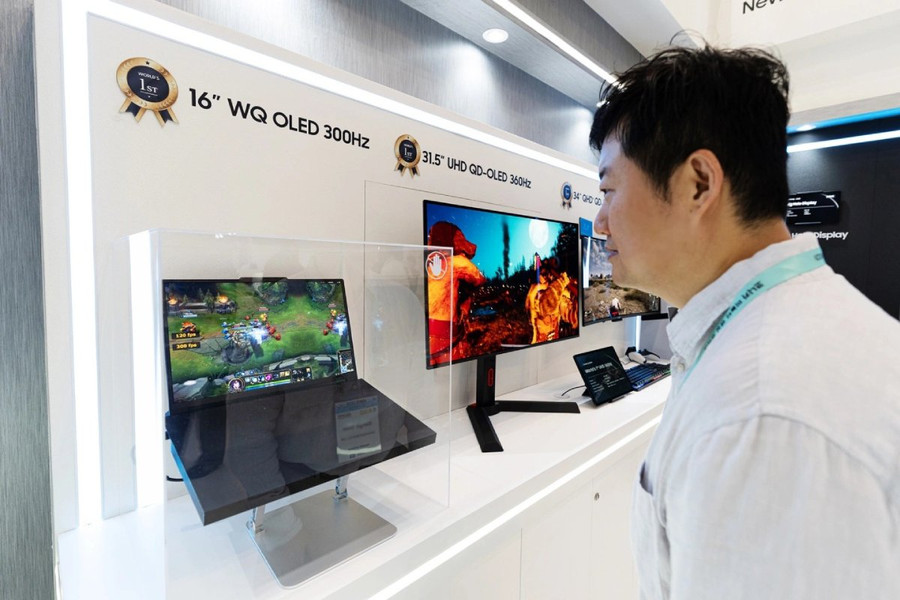 Samsung trình làng tấm nền OLED laptop 300Hz đầu tiên cùng loạt màn hình đột phá tại IMID