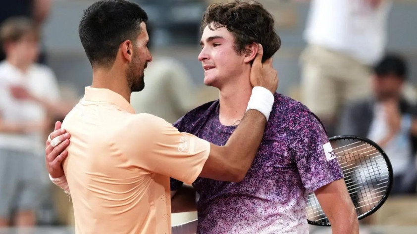 US Open 2026 tổn thất lớn: Joao Fonseca chấn thương rút lui sau kỳ tích hạ Novak Djokovic