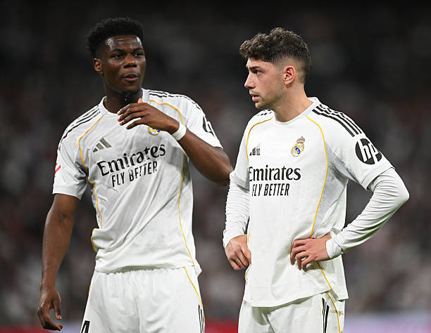 Aurelien Tchouameni tái xuất đẩy Federico Valverde vào thế khó ở tuyến giữa Real Madrid