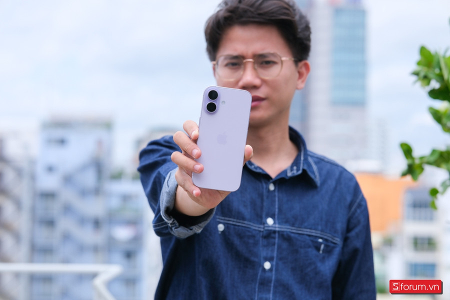 Doanh số iPhone 17 dẫn đầu thị trường di động toàn cầu quý 2/2026 dù toàn ngành sụt giảm