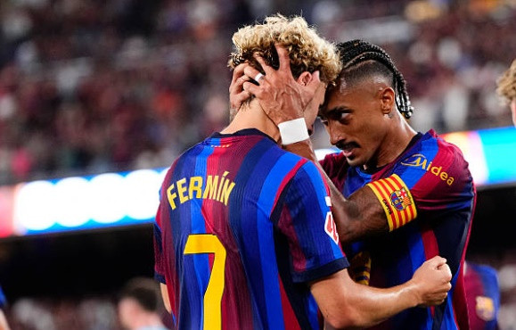 Barcelona hạ gục Athletic Club 2-0: Raphinha và Fermin Lopez tỏa sáng rực rỡ tại Camp Nou