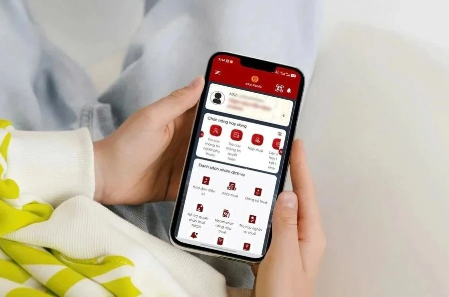 Quên nộp 100.000 đồng thuế TNCN: Cách tra cứu trên eTax Mobile để tránh bị phạt 25 triệu
