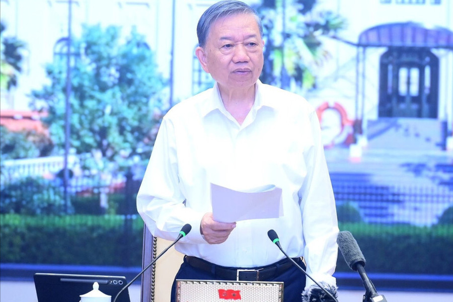 Xây dựng hệ thống an sinh xã hội đa tầng, bao trùm, lấy người dân làm trung tâm