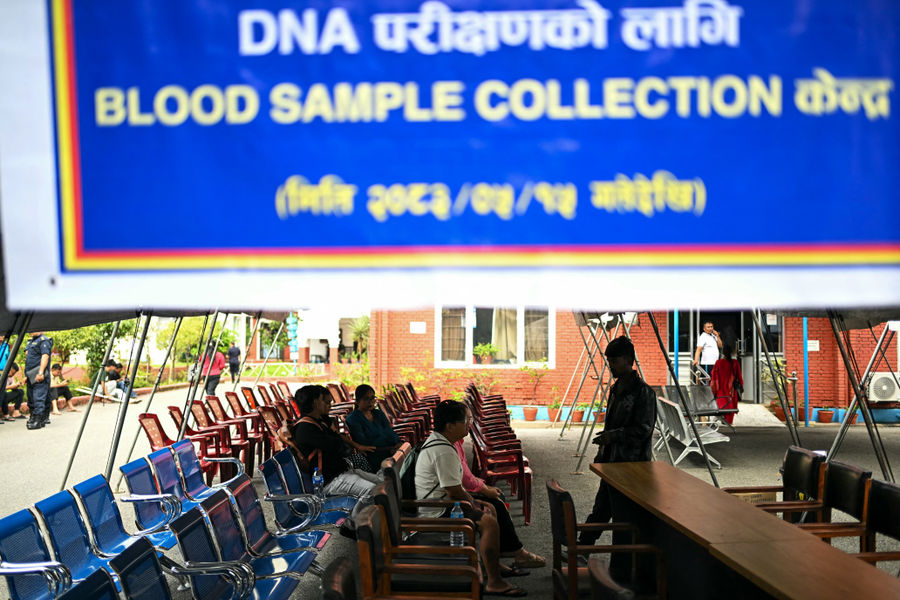 1 tuần sau thảm kịch lũ quét ở Nepal: "Tôi chỉ mong ADN trùng khớp để đưa vợ về nhà"
