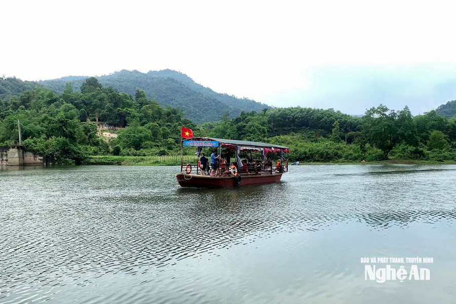 Bảo đảm an toàn cho khách du lịch mùa mưa bão