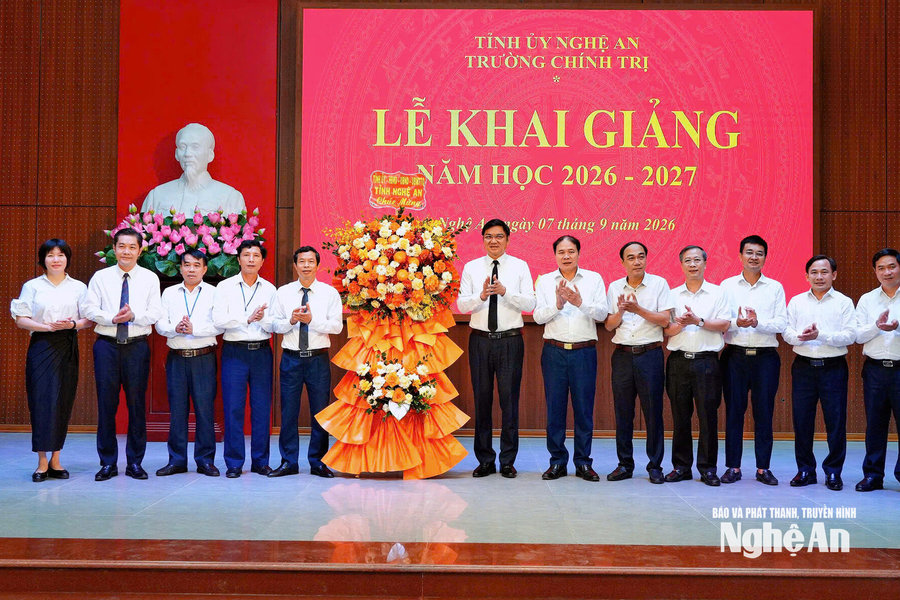 Trường Chính trị Nghệ An khai giảng năm học 2026-2027