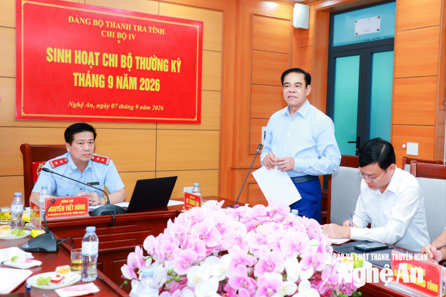 Chủ tịch UBND tỉnh Võ Trọng Hải dự, chỉ đạo sinh hoạt chi bộ thường kỳ tháng 9 tại Chi bộ IV, Đảng ủy Thanh tra tỉnh