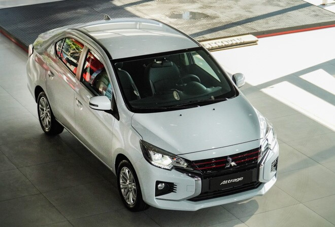 Giá lăn bánh Mitsubishi Attrage MT và CVT: Ưu đãi 100% lệ phí trước bạ cạnh tranh sedan B