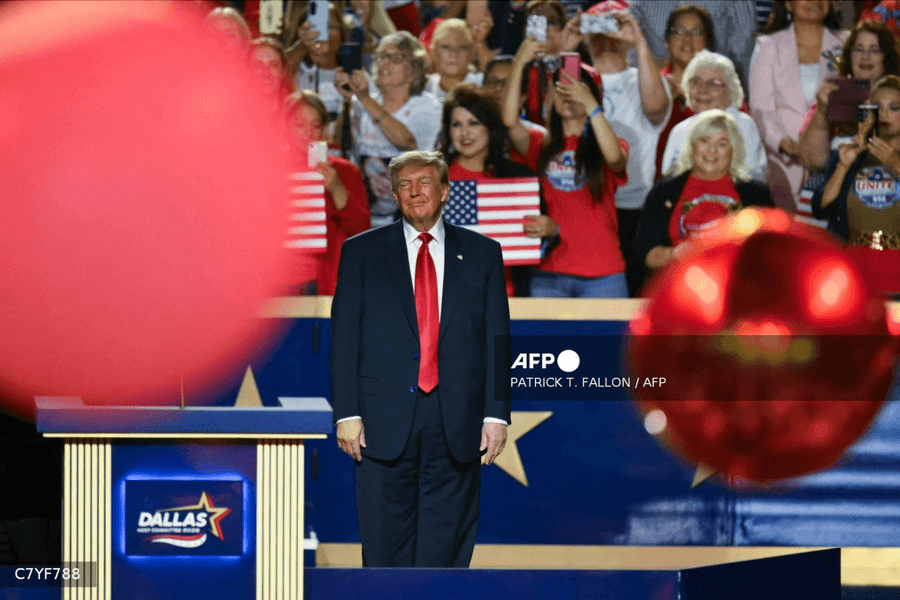 Tổng thống Trump hé mở vai trò Giám đốc CIA trong đàm phán hòa bình Ukraine