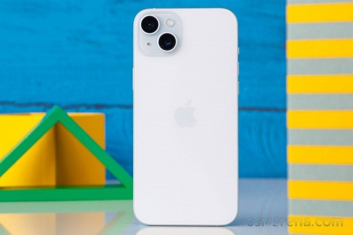 Đánh giá chi tiết iPhone 15 Plus: Màn hình Dynamic Island cỡ lớn và thời lượng pin dẫn đầu