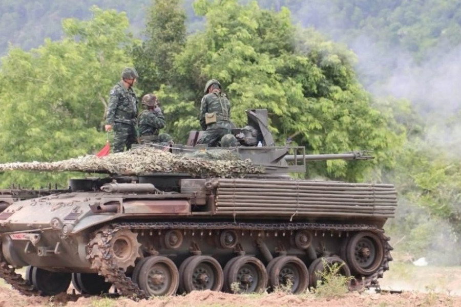 Thái Lan khôi phục pháo M42 Duster chống UAV và Mỹ mua tên lửa siêu vượt âm Blackbeard