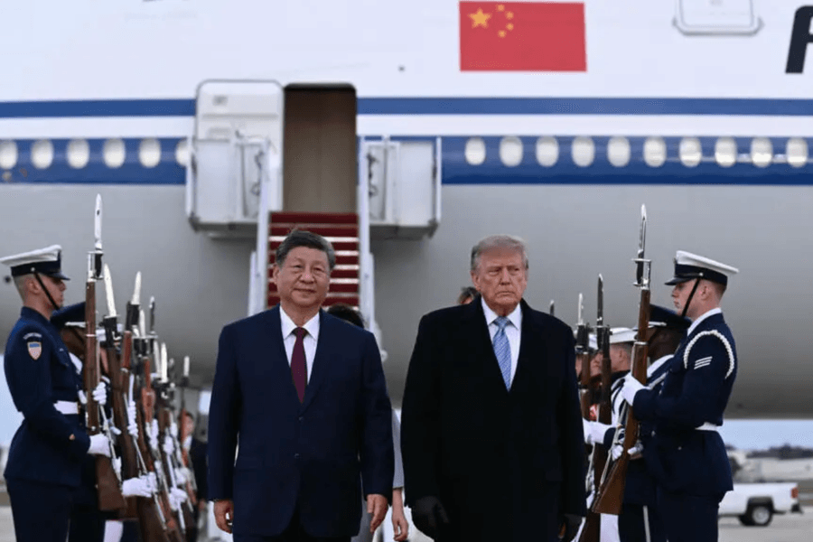 Tổng thống Trump từng mời Trung Quốc mua vũ khí Mỹ?