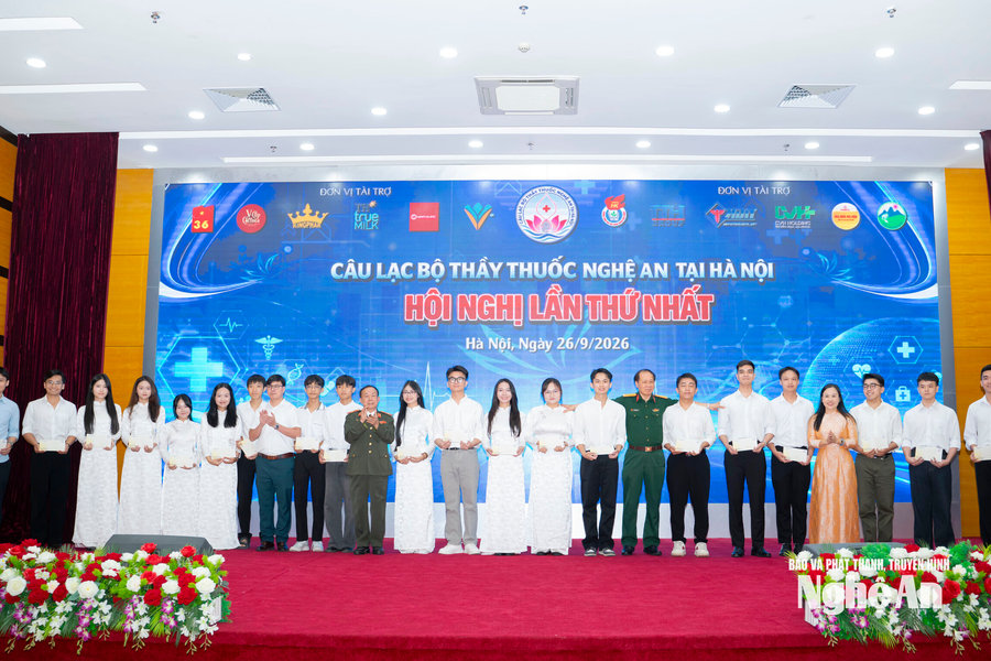 Thầy thuốc Nghệ An tại Hà Nội phát động chương trình hướng về quê hương