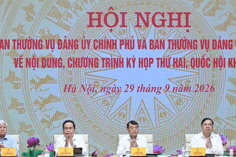 Phối hợp chặt chẽ, hoàn thiện thể chế, kiến tạo phát triển và thúc đẩy tăng trưởng