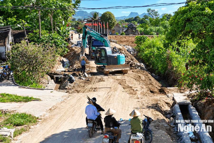 Tăng tốc các dự án giao thông dang dở trước mùa mưa bão