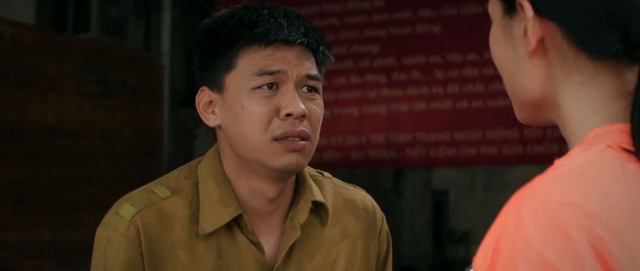 Phim Đội bóng nữ làng Xuân tập 11: Đào suy sụp khi phát hiện Lưu nhận tiền để chăm sóc mình