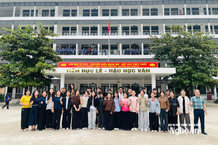 Hôm nay (16/10), hơn 3.300 học sinh lớp 12 tham dự Kỳ thi học sinh giỏi tỉnh Nghệ An