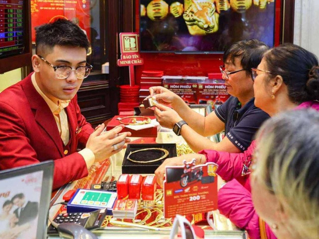Giá vàng hôm nay 16/10/2026: SJC tăng lên 140,9 - 143,9 triệu đồng/lượng