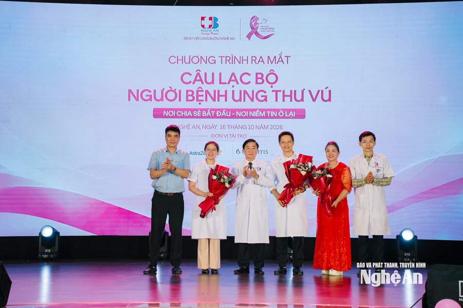 Bệnh viện Ung bướu Nghệ An ra mắt Câu lạc bộ Người bệnh ung thư vú