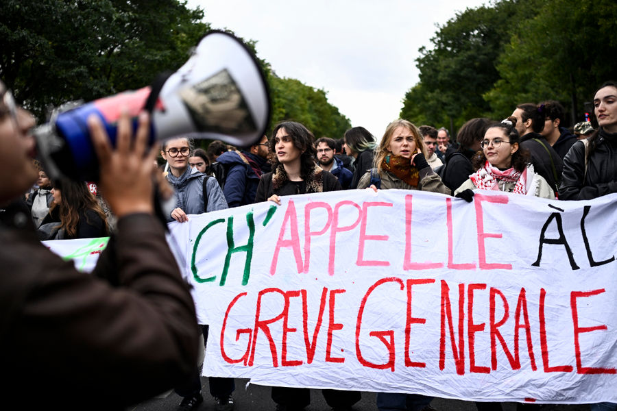 Nước Pháp trước làn sóng biểu tình mới, Tổng thống Macron siết chặt an ninh
