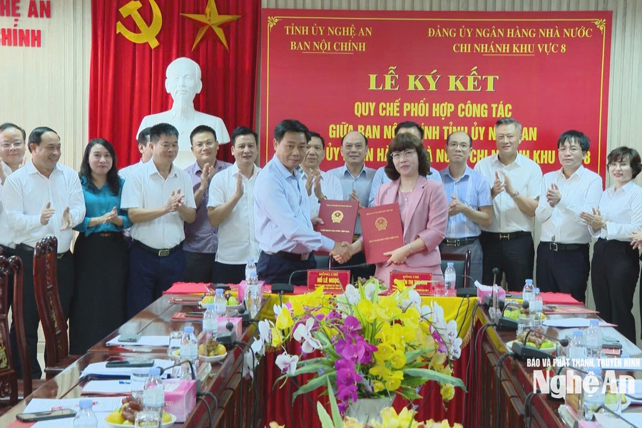 Ban Nội chính Tỉnh ủy và Đảng ủy Ngân hàng Nhà nước Chi nhánh Khu vực 8 ký kết quy chế phối hợp công tác