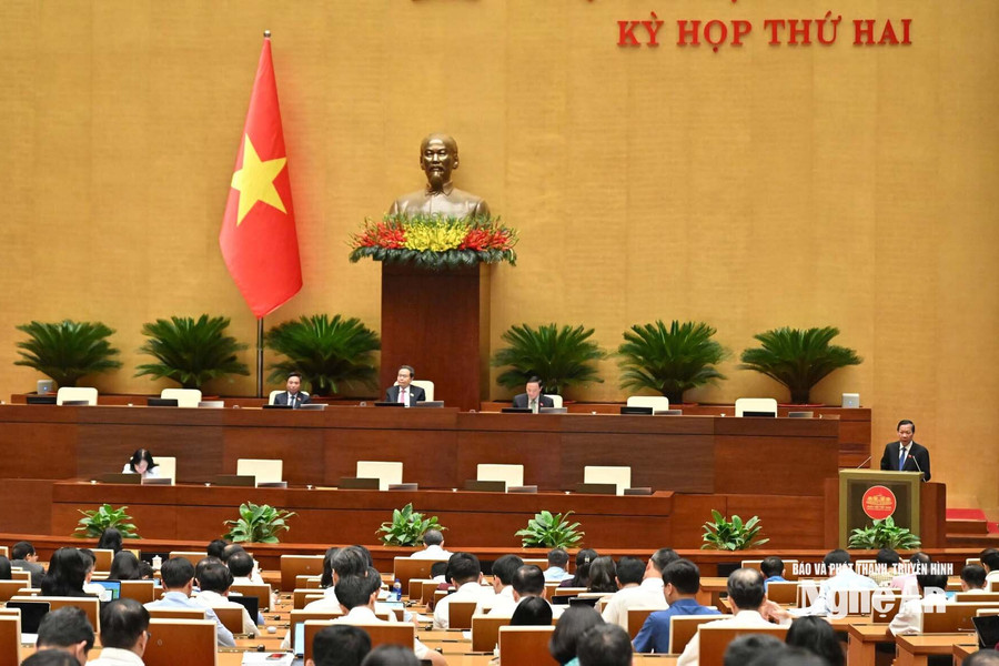Hôm nay, Quốc hội thảo luận nhiều dự án luật về môi trường, thực phẩm và sở hữu trí tuệ