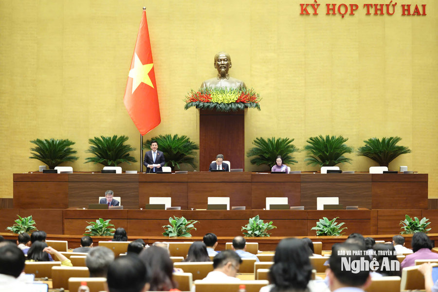 Hôm nay, Quốc hội thảo luận các dự án luật về an ninh dữ liệu, định danh điện tử