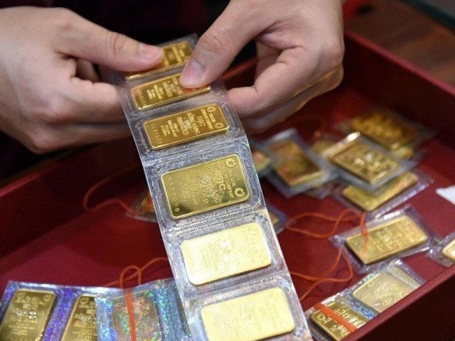 Giá vàng hôm nay 24/10/2026: SJC giảm 300.000 đồng về 138,7 - 141,7 triệu