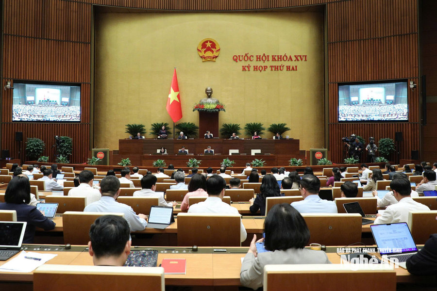 Sáng nay, Quốc hội tiếp tục thảo luận về tình hình phát triển kinh tế - xã hội